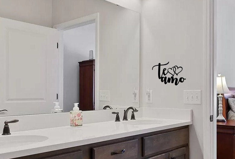 Te Amo Metal Wall Hanging (sample closeout sale)